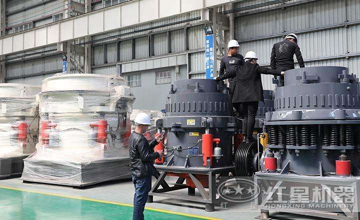 全液壓圓錐破碎機(jī)，液壓過(guò)載保護(hù)裝置，自動(dòng)調(diào)節(jié)出料粒度