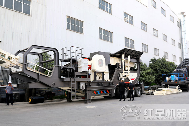 顎式移動磕石機，石頭粗碎更給力