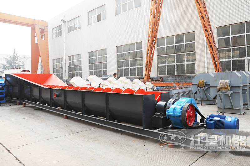 螺旋洗砂機(jī)，占地面積較大
