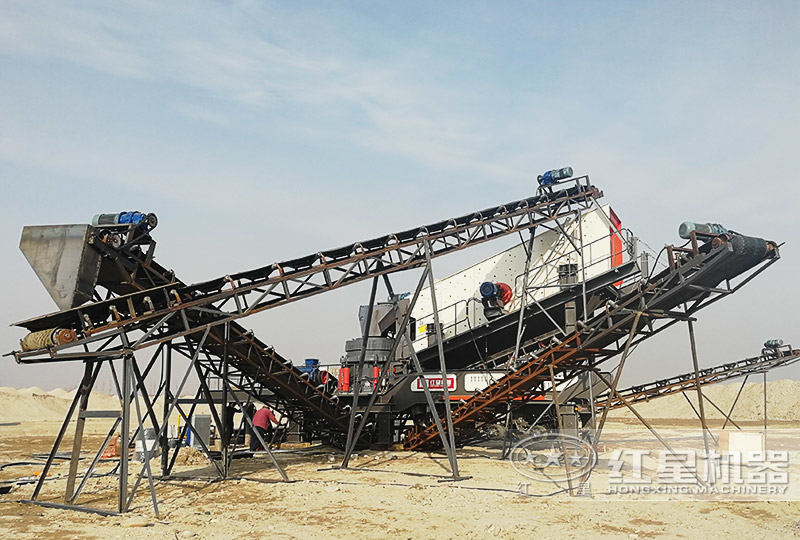 輪胎圓錐移動(dòng)破碎機(jī)現(xiàn)場(chǎng)，單機(jī)作業(yè)，效能高節(jié)能